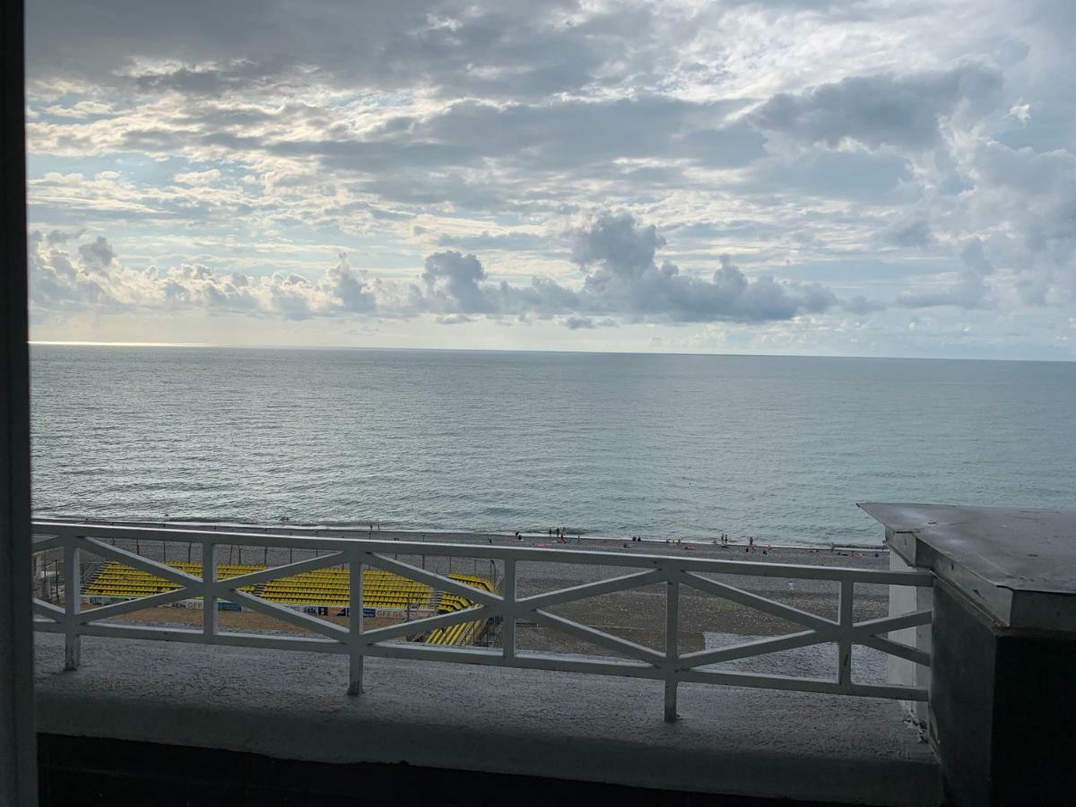 Tg Sea View *