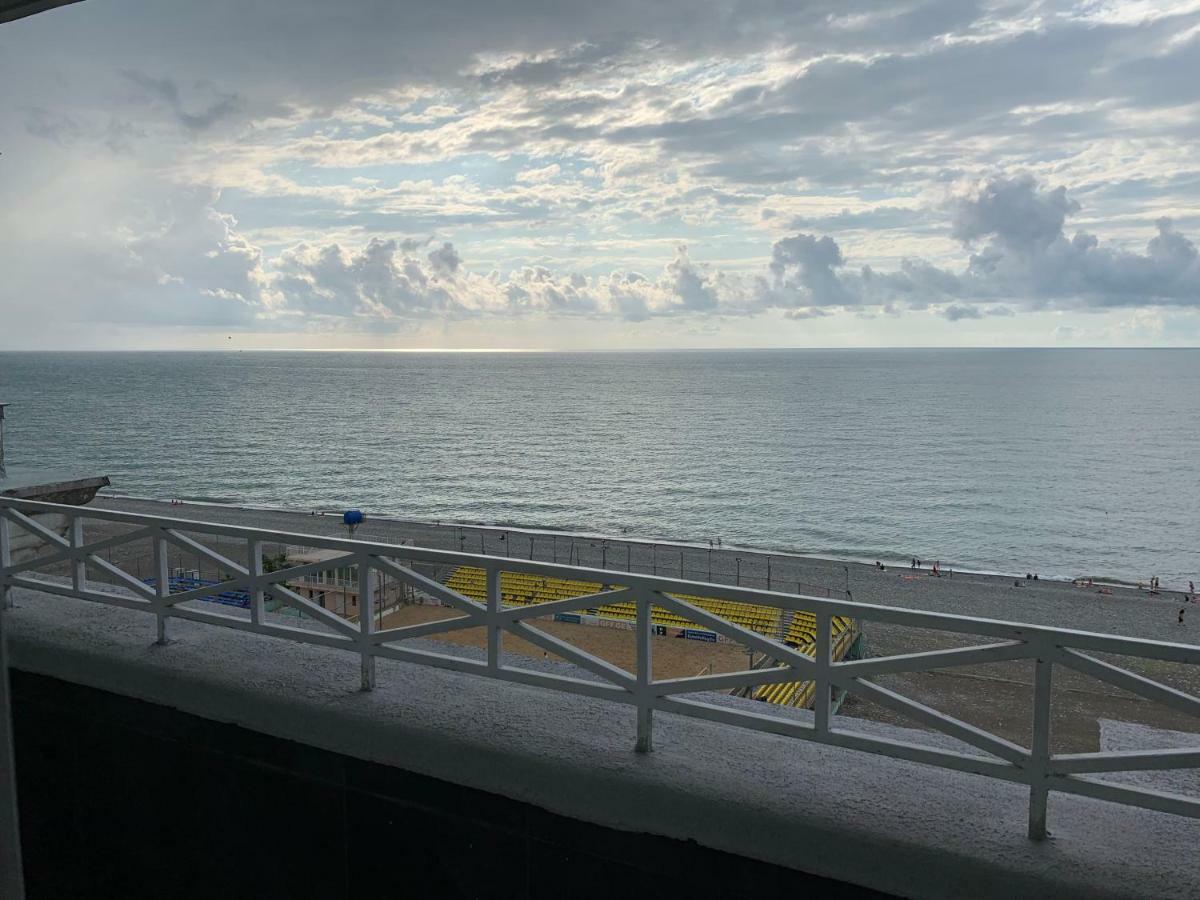 Апартаменти Tg Sea View *